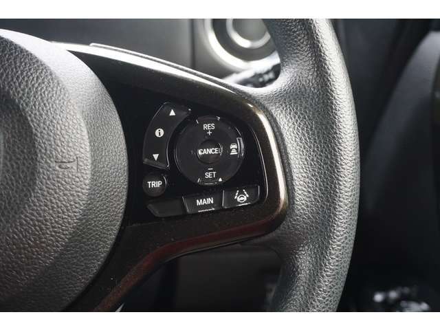 人気車種からお手頃価格の車まで幅広い価格を取り揃えております。