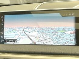 ●純正ナビ:一体感のあるナビは、高級感ある車内を演出してくれます。オーディオ機能も充実しておりますので、運転もより楽しめます♪