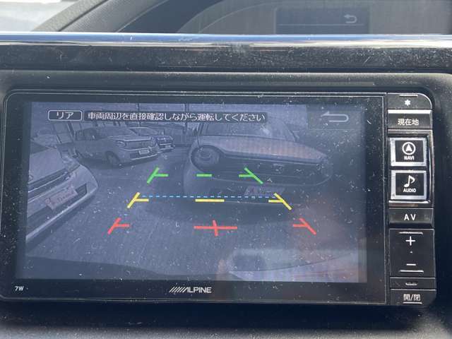 展示車両に関しましても、全ての取り扱いの車に対して厳しくチェックしております。