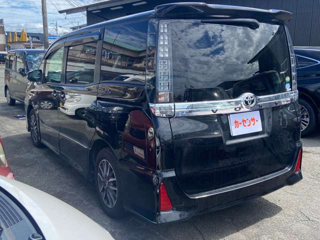 お客様が長く、安心して乗ることができる車を販売することを心がけております。