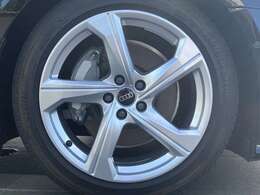 Audi　Approved　岡山をご覧頂き誠にありがとうございます。当店掲載車両は全てAudi認定中古車ですので、正規ディーラーならではの高品質な1台をご提供いたします。