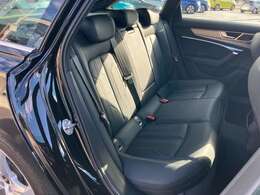 24時間緊急サポートサービス：故障などの予期せぬトラブルに、365日24時間体制で対応。全国ネットワークを最大限に活用し、応急処置のアドバイス、出張応急修理や牽引搬送等を迅速に行います。