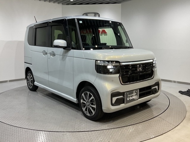 ご納車までの期間ですが、県内のお客様は2、3週間、県外のお客様は3、4週間ほどでご納車が可能となります。但し、お支払いや書類の状況によっては多少の前後もありますので、その際には何卒ご了承下さい。