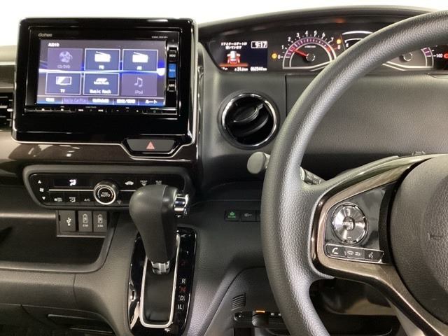 ホンダ純正メモリーナビ搭載ですので、遠距離へのお出かけもお任せ下さい。