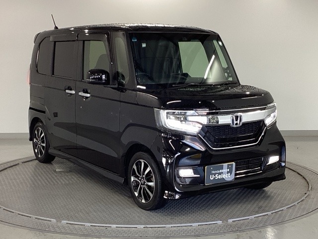 安全、造形美を考え抜いたシャープな外観です。普段のアシにももってこいの一台です。ご覧のように、状態が良く、カラーリングもオススメですよ！！