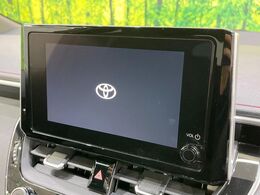 【8インチ　ディスプレイオーディオ】大画面のディスプレイはAppleCarPlayやAndroidAutoが利用可能。大きな画面でスマホナビアプリ等が利用いただけます♪