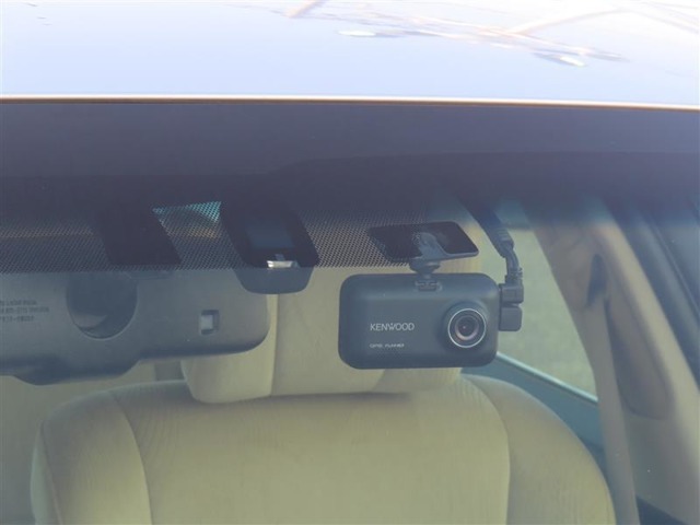 ★安全・安心のドライブレコーダー！映像と音声の記録がもしもの時のトラブル回避などに役立ちます★