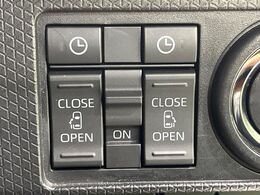 【両側パワースライドドア】スマートキーや運転席のスイッチで後席両側スライドドアの開閉が可能♪電動だから力を入れてドアを開ける必要が無く、小さなお子様でも簡単に開け閉めでき快適です♪