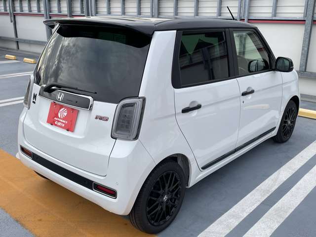 任意保険を取り扱っております。お客様に合ったプランで納車時から加入できますので、お帰りの際に万一事故やトラブルが起きても安心です！お見積もりだけでも大歓迎です。スタッフまでお問い合わせください.。