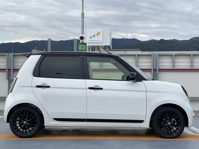 業界初！オートバックスでお車をご購入頂くと、納車後3ヶ月以内につけてしまったボディのキズやヘコミの修理代金を3万円までオートバックスが保証する「ふっかつサポート」が付帯します。詳しくはスタッフまで♪