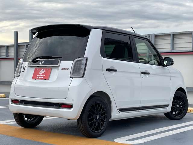 ターボならではのパワフルな走りはもちろん、電動ウェイストゲートバルブを採用することで、アクセル踏み込み時のレスポンスを高め、燃費性能にも配慮しています。