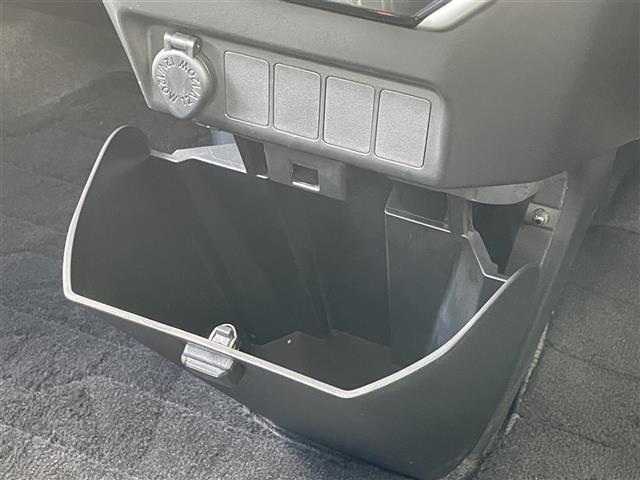 ◆【クルマのある生活に、もっと安心を。】ガリバーの保証は、走行距離が無制限！電球や消耗品、ナビ等の社外品も保証対象。末永いカーライフに対応する充実した保証内容（保証期間によって保証内容は変わります。)