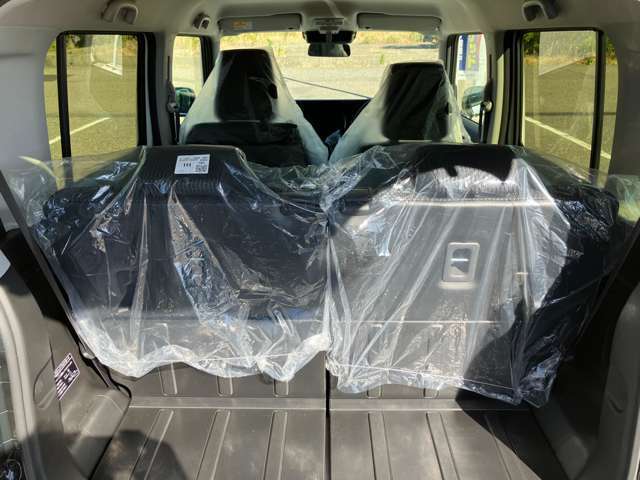 イエストは、車両販売、カーショップ、板金工場、大型整備工場、セルフスタンドと広大な敷地に隣接しております。小さなものから大きなものまで幅広く対応いたします！