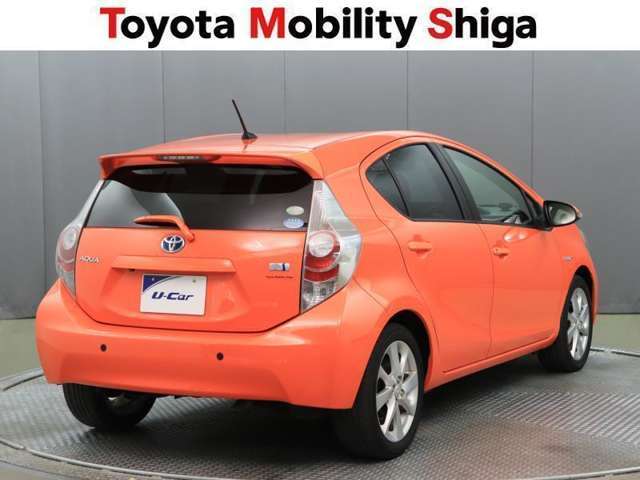 中古車の総合評価や内外装の状態などをひと目でわかるよう、トヨタ車のプロの検査員が実施した「車両検査証明書」をご用意しています。