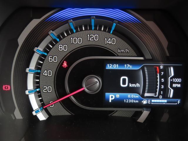 【メーター】シンプルなスピードメーターが見やすいです！インフォメーションディスプレイも付いてます☆