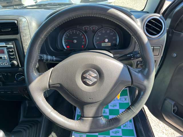 ★オプションでご納車前にガラスコーティングを施工致しますと、洗車の手間も省け輝きが長期間持続いたします、施工時に細かな傷であれば綺麗になりますどうぞご利用ください。