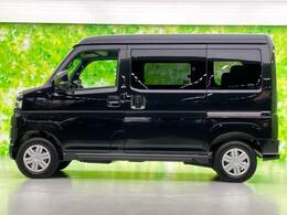 【WECARS】豊富な在庫を大画面モニターで検索可能！オプション装備や内装、タイヤの状態など細部まで御覧頂けます♪詳細はお気軽にスタッフまでお問合せ下さい。