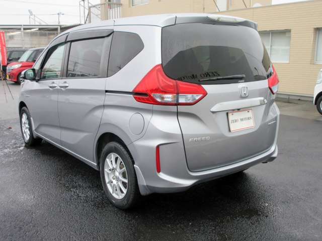 【購入後も便利】当店は購入後も整備工場・鈑金工場もご用意していますので、修理・整備・事故修理・保険修理・ワンポイント鈑金・鈑金塗装・オールペイントなども購入後も対応できます。