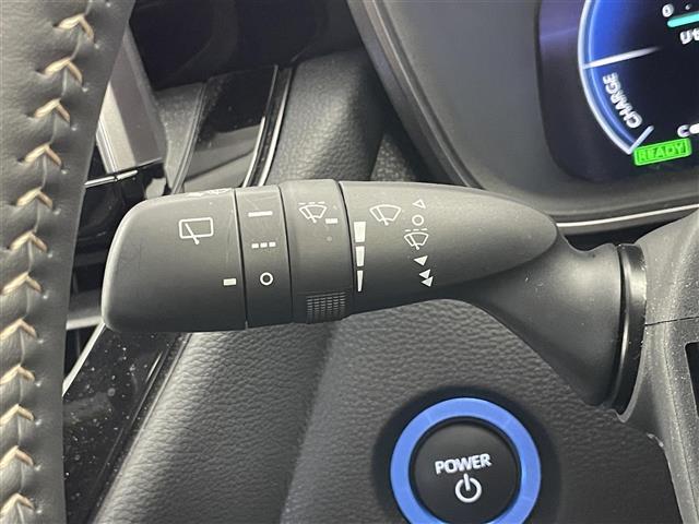 【運転席操作部】快適なドライブを楽しむための機能が装備されています！運転席から触れるので、使いやすいです！除菌プランいれていただくと、さらに清潔で安心していただけます！