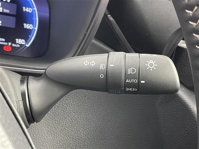 【運転席操作部】快適なドライブを楽しむための機能が装備されています！運転席から触れるので、使いやすいです！除菌プランいれていただくと、さらに清潔で安心していただけます！