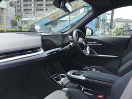 『X1 M35i』アルピンホワイト