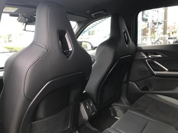 全車、BMWに精通するメカニックにより各車の泣きどころをきっちり整備・修理しており、ご安心して永くいつまでもお乗りいただけるようご提案させていただいております