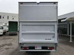 ☆当社は働くクルマと頑張る人を応援します！高品質トラック専門店！平ボディ☆ダンプ☆バン☆特殊車両の事ならお任せ下さい！