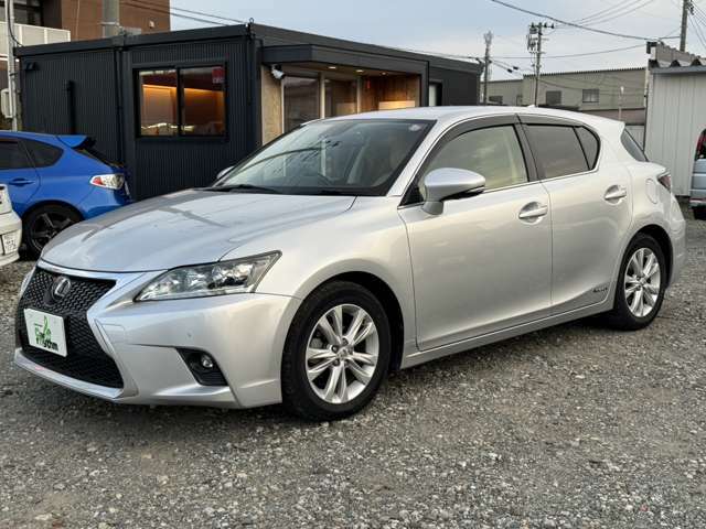 当社の車両をご覧いただき、ありがとうございます！秋田市土崎に新しくオープンした中古車販売店Car　rhythm（カーリズム）です！