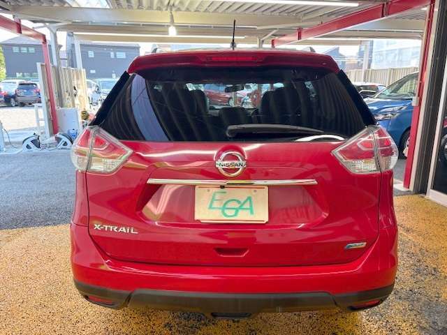 ご希望のお客様には、納車時までに細かなキズやヘコミなどを当社工場にて修復後お渡しする事も可能ですので、お気軽にスタッフまでご相談ください！（別途費用）