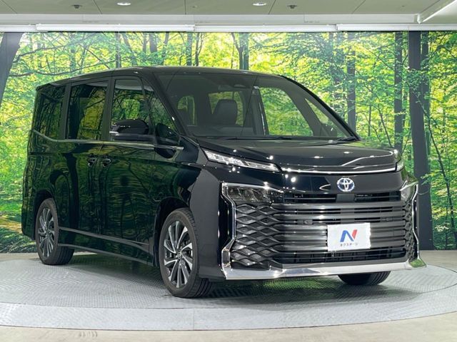 大好評のボディコーティング「弾スプラッシュコート」もご納車までに施工可能。通常のガラスコートと異なる、耐久年数6年の無機質ガラスコーティングが、ボディをキレイな状態に保ってくれます。