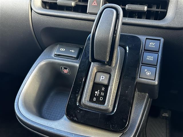 ◆気になる車はこちらの番号にお問い合わせください！なお、お電話での在庫の取り置きはできません。ご来場の際は、商談が重なる事が増えていますので事前に在庫有無をご確認ください！！◆