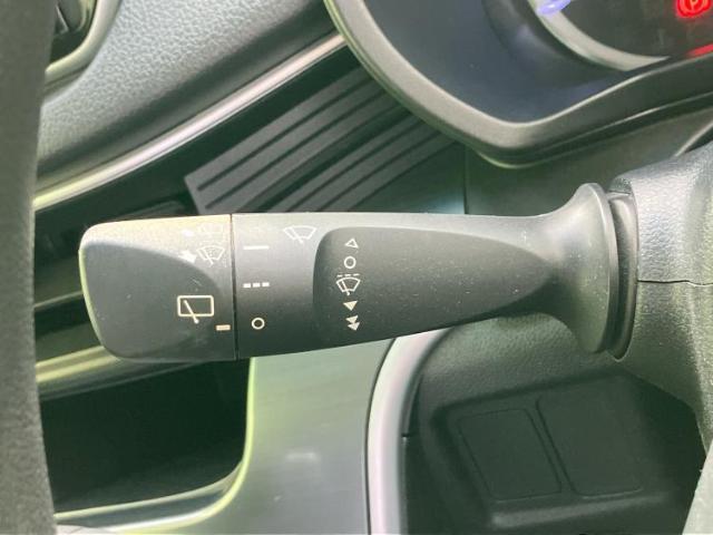 国産車から輸入車まで多様なお客様のニーズのお応えできるように、全国規模で豊富な在庫展開！車のことならWECARSへ！