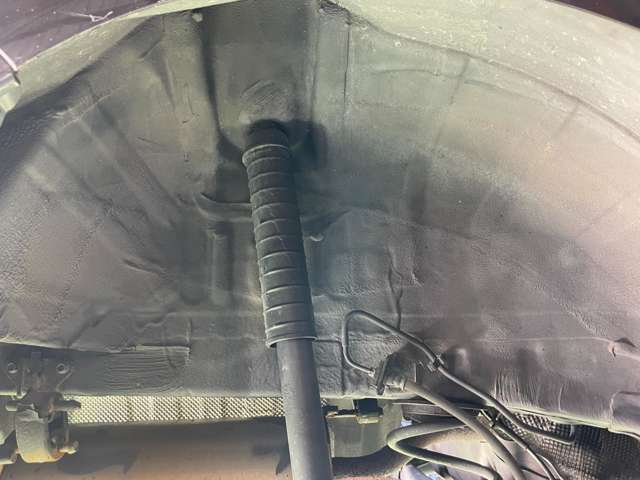 タイヤハウス内もキレイ