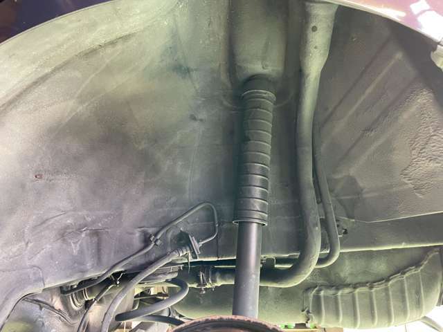 タイヤハウス内もキレイ