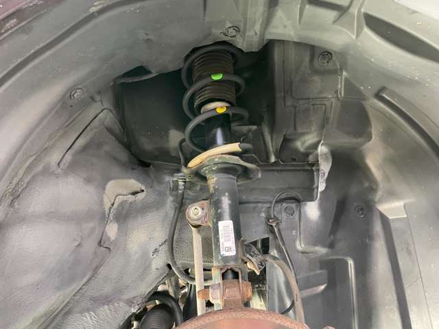 タイヤハウス内もキレイ