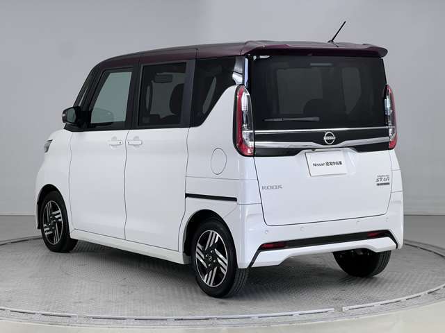 【ワイド保証】日産販売店の中古車には、無料で保証が付いています。走行距離無制限で、無料保証期間は1年間から。品質に自信があるから実現した、日産ならではの保証です。