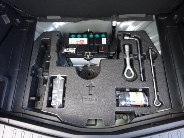 パンク修理キット搭載車です。