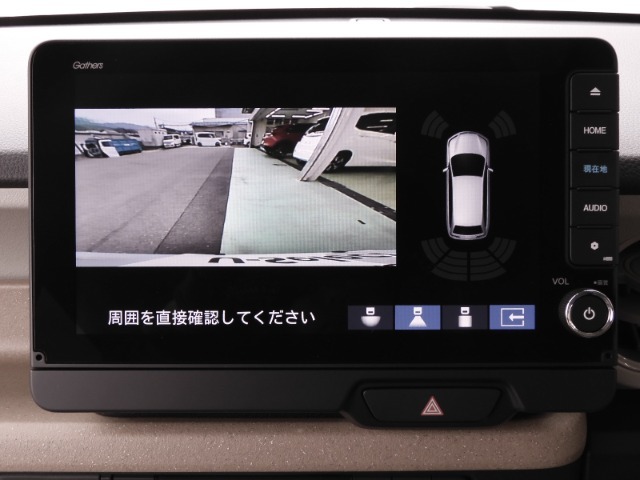 ◆バックカメラ◆リバースにするだけで映ります、後方の安全確認や、狭い駐車場での車庫入れ、雨の日や夜間など視界の悪い時に便利です！安全にバックする為には欠かせない装備です。