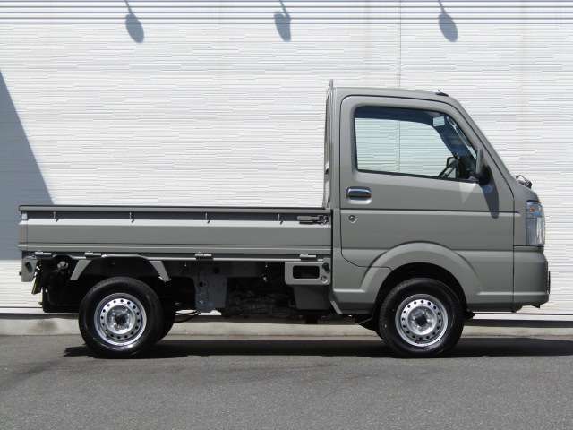 【クローバーランドカーズです、当店のお車をご覧頂きまして誠に有難うございます！！】
