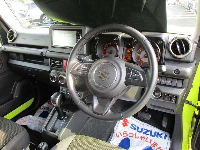 オーディオスイッチ/クルーズコントロール搭載パワーステアリングハンドルです。