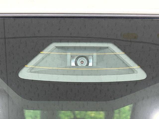 【スズキ　セーフティサポート】走行中に前方の車両等を認識し、衝突しそうな時は警報とブレーキで衝突回避と被害軽減をアシスト。より安全にドライブをお楽しみいただけます。