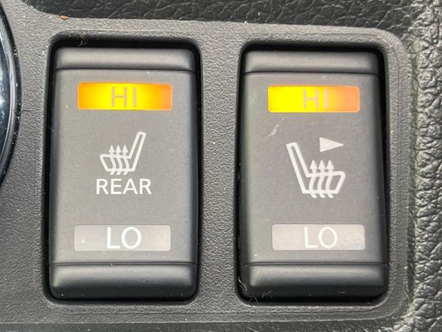 【シートヒーター】寒い日に重宝するシートヒーター！エアコンより早く温まってくれるので寒がりの人も安心ですね♪エアコンの温風は乾燥するから苦手、という方にもをおすすめです。