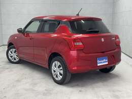 当店では鉄粉除去からポリッシャー磨きを施工しますのでボディーもピカピカです☆