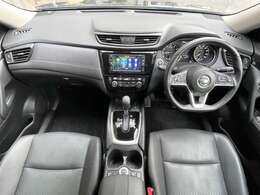 内装のスレ、へたりも少なく状態良好です！