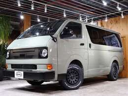 ご納車前には当社提携工場にて法定点検を行い、点検整備記録簿を発行しお渡しさせて頂いております。