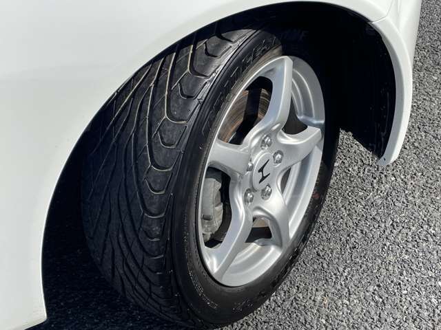 【GTパーツ】マフラー・Dampers・AW・エアロなどなど・・・　GTスポーツカーならではの各種パーツ取付もスタッフにご相談ください。
