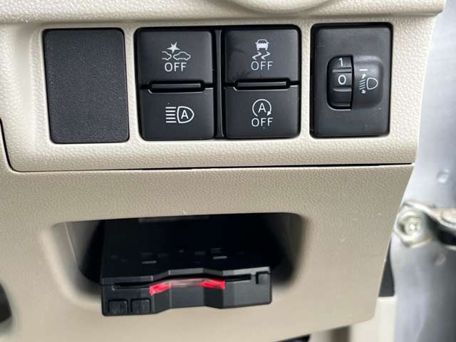 ご覧頂きありがとうございます！お車の詳細に付きましてはお気軽にお問い合わせください！！