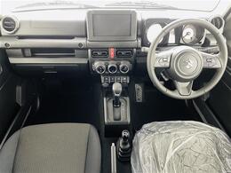 【インパネ全体】全方位で視界が広く、高い目線で運転もしやすいです！