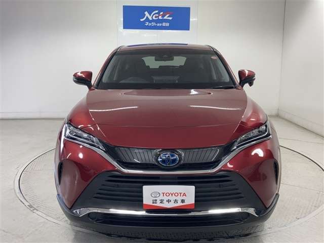 大人が選ぶモダンで知的なSUVのかたちを目指して洗練を重ねました。