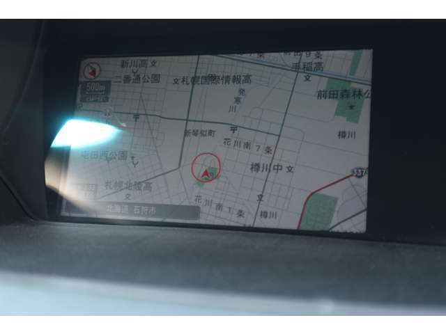 北海道運輸局認証工場完備！認証工場の資格を保持してなければブレーキ・エンジン・ミッション等を整備する事は違法です。弊社では整備士3名在籍、アフターこそが一番重要というポリシーで営業しております。